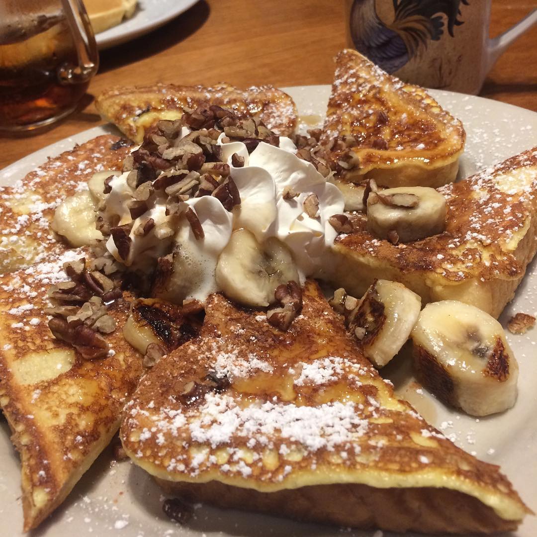 Sawyer's Farmhouse Breakfast Restaurant in Pigeon Forge