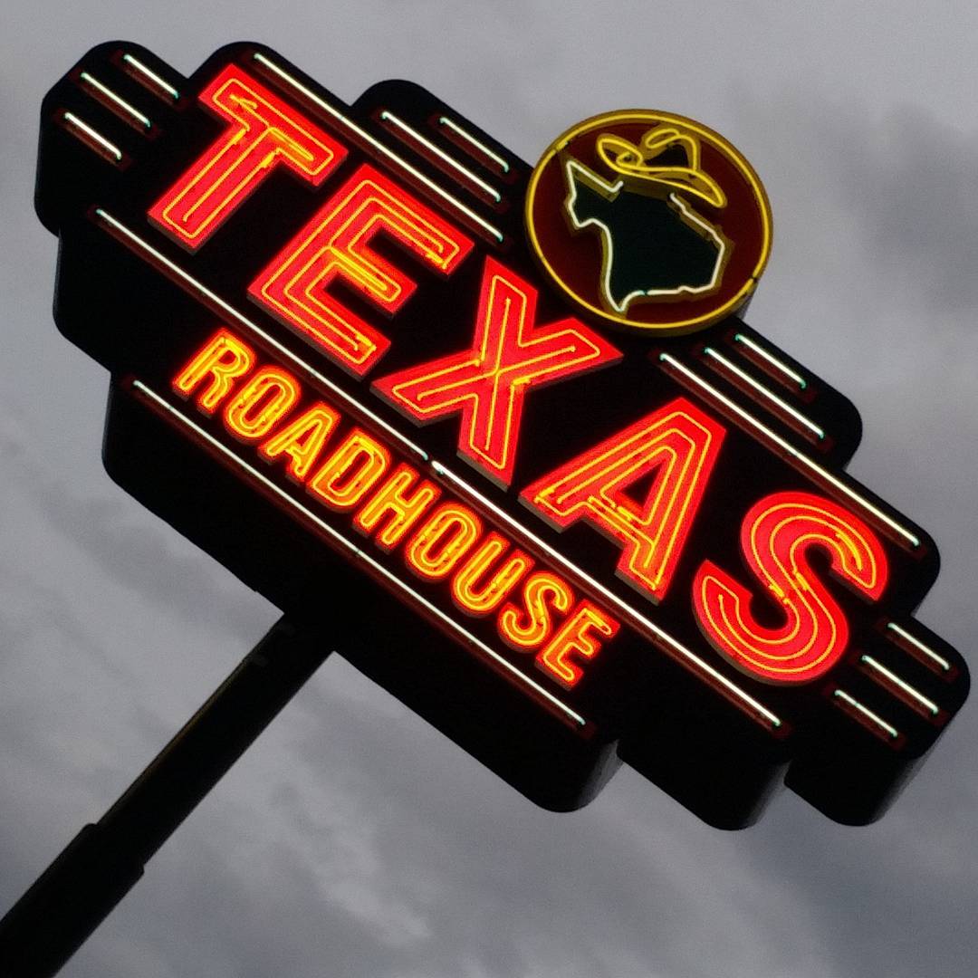 Sevierville Restaurants - Texas Roadhouse - Original Photo