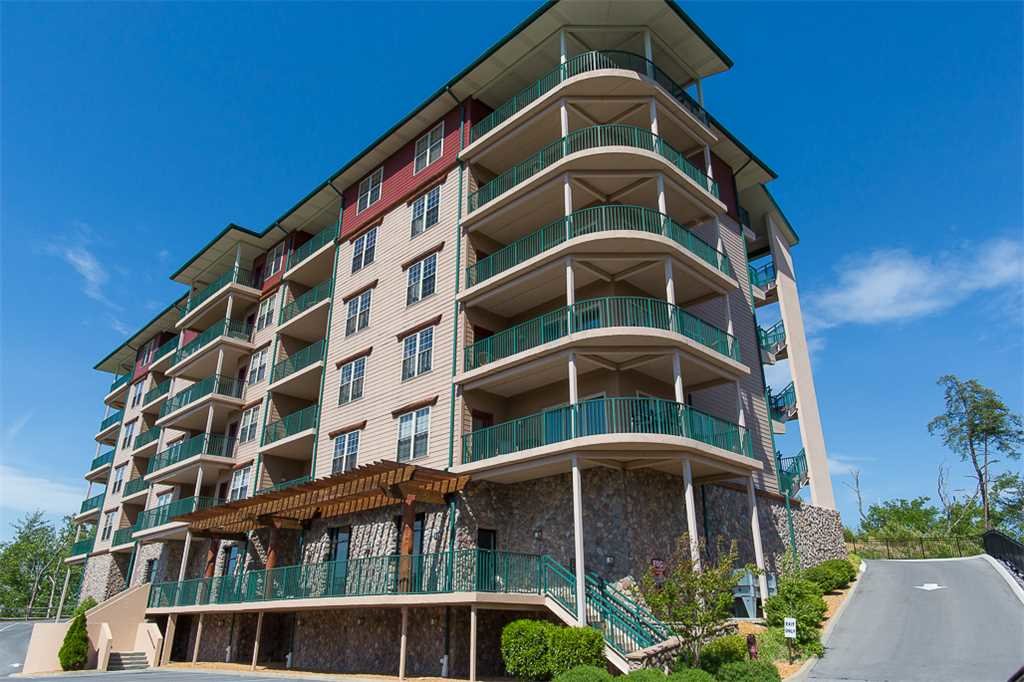 Mountain Vista Condo in Pigeon w/ 2 BR (Sleeps6)