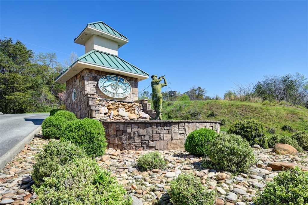 Golf Vista 111 Condo in Pigeon w/ 2 BR (Sleeps6)