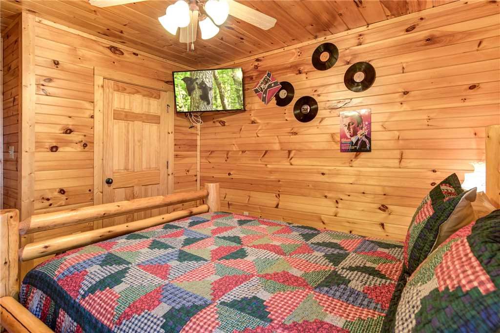 Mountain Dreams Ii Cabin In Gatlinburg W 3 Br Sleeps10