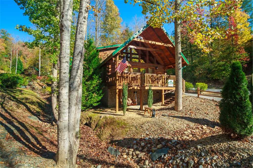 Paxton's Creek Cabin in Gatlinburg w/ 1 BR (Sleeps4)
