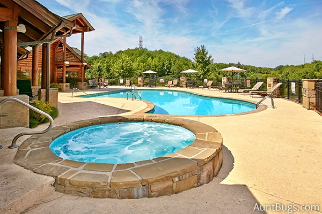 Dollys Dream 284 Cabin in PIGEON w/ 2 BR (Sleeps8)