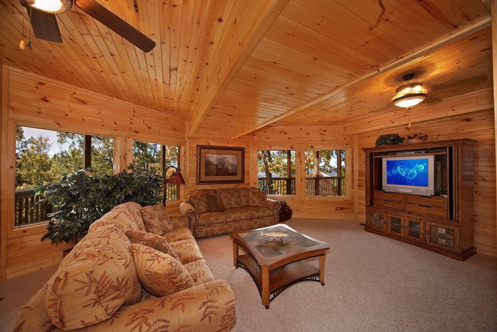 silvercreek cabin in gatlinburg