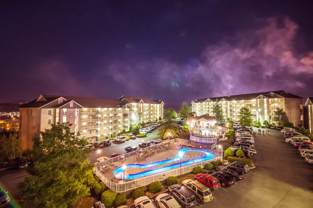 Whispering Pines 141 in Pigeon w/ 1 BR (Sleeps4)