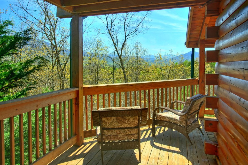 Heavenly Hideaway 256 Cabin in SEVIERVILLE w/ 2 BR (Sleeps6)