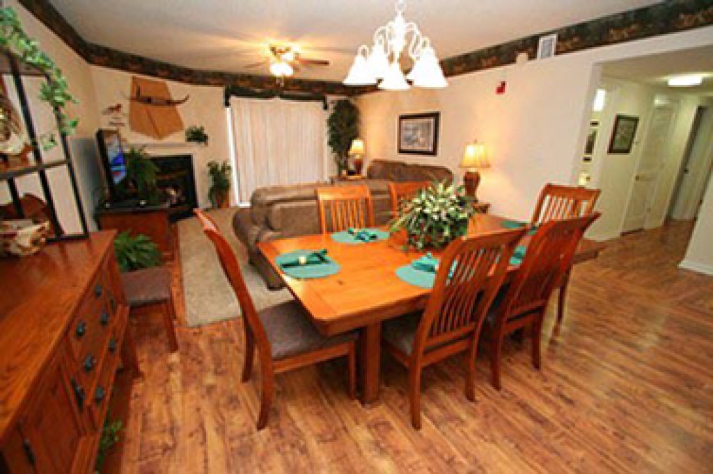 Whispering Pines 641 in Pigeon w/ 3 BR (Sleeps8)