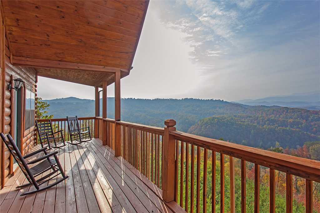 Peaceful View in Pigeon w/ 4 BR (Sleeps10)