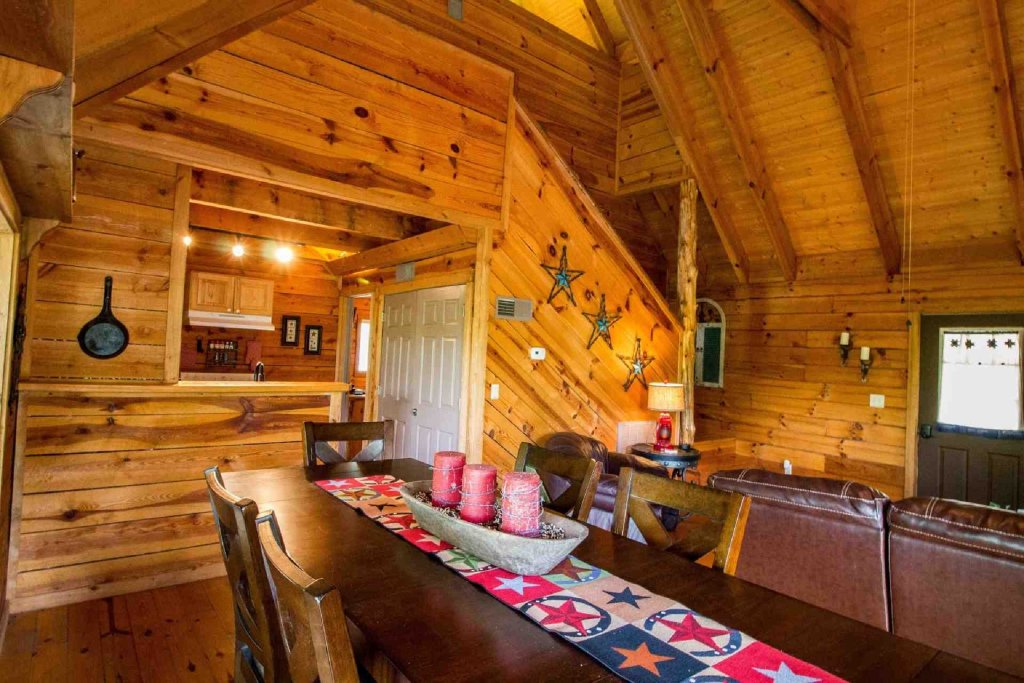 Townsend Cabin 6 Mountain Star in Townsend w/ 2 BR (Sleeps4)