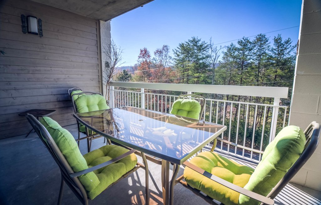 Whispering Pines 623 in Pigeon w/ 2 BR (Sleeps6)