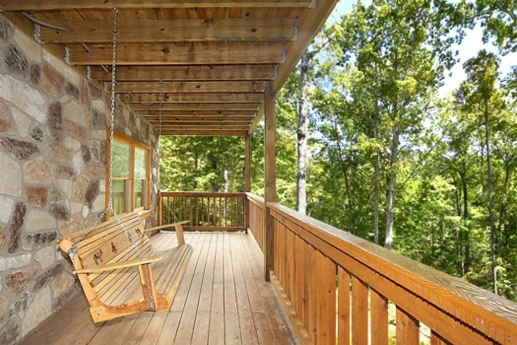 Smoky Bears Creek In Pigeon Forge W 2 Br Sleeps8