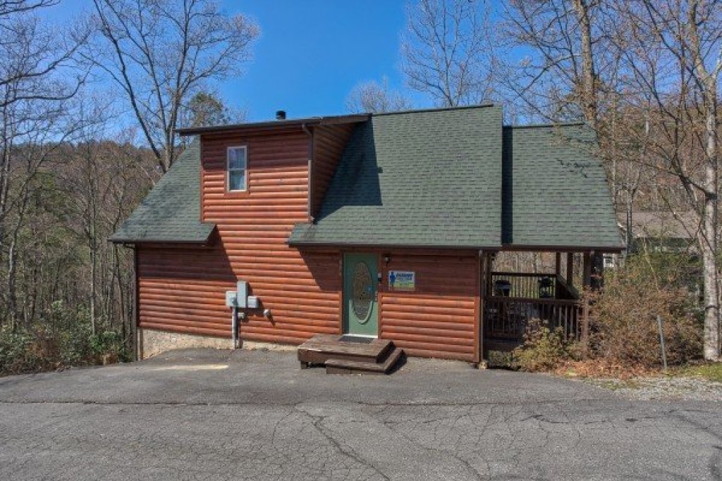 Mountain Laurel in Gatlinburg w/ 1 BR (Sleeps4)