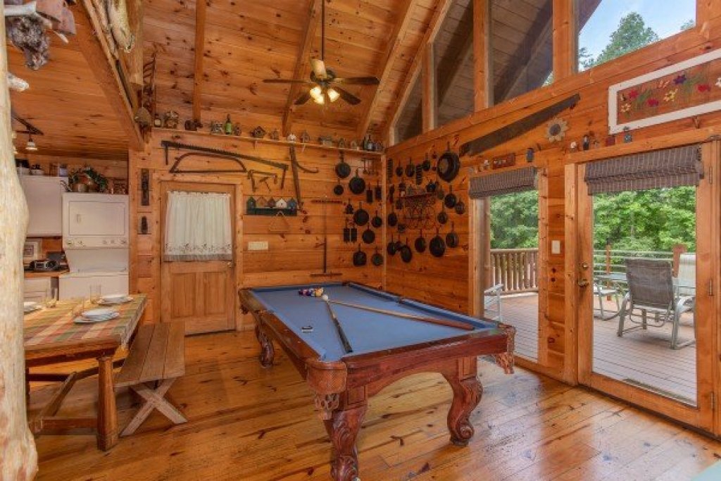 Aw Paw's Place in Pigeon w/ 1 BR (Sleeps6)