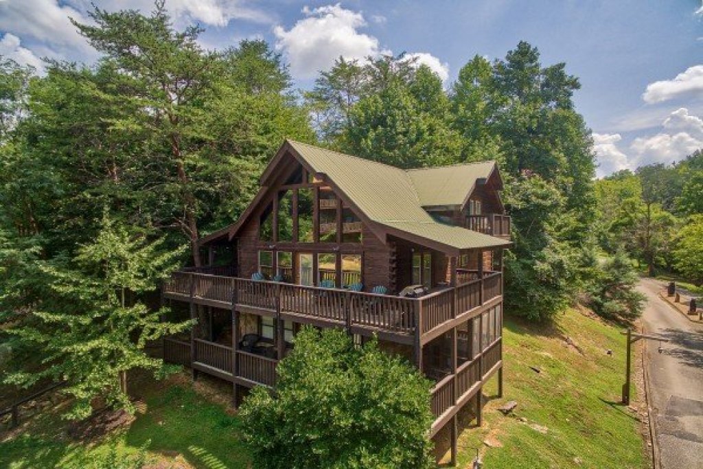Mountain Music In Pigeon Forge W 5 BR Sleeps14 mountain-music-in-pigeon-forge-w-5-br-sleeps14