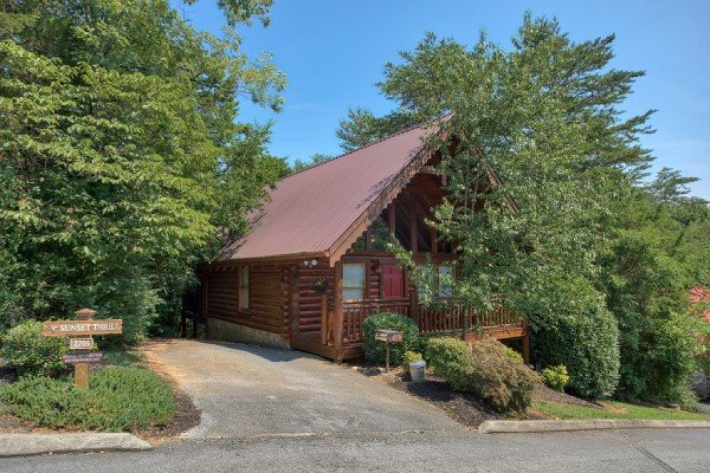Alpine Sunset Thrill In Pigeon Forge W 1 Br Sleeps4