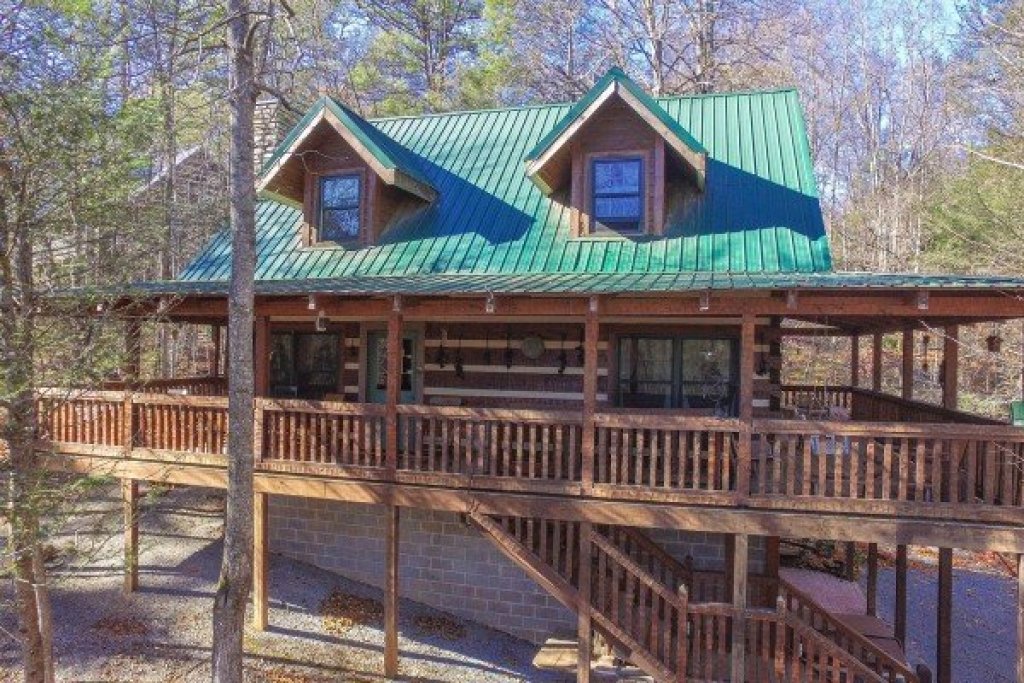 mountain lodge retreat sassafras