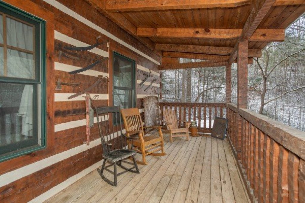mountain lodge retreat sassafras
