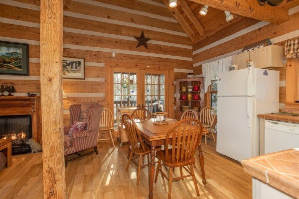 mountain lodge retreat sassafras