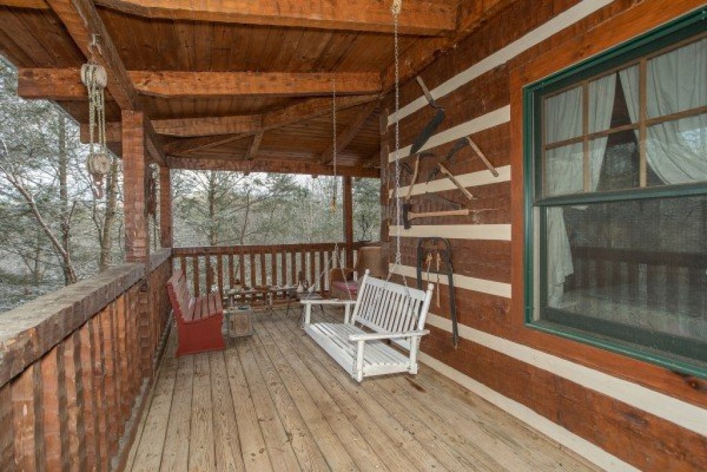 mountain lodge retreat sassafras