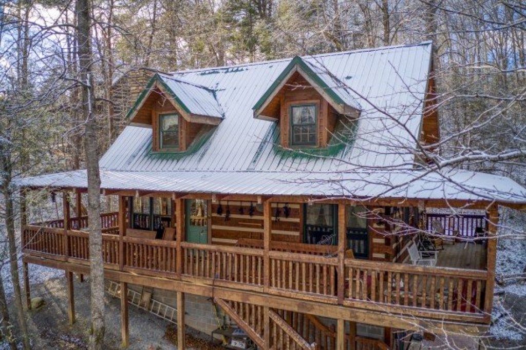 mountain lodge retreat sassafras
