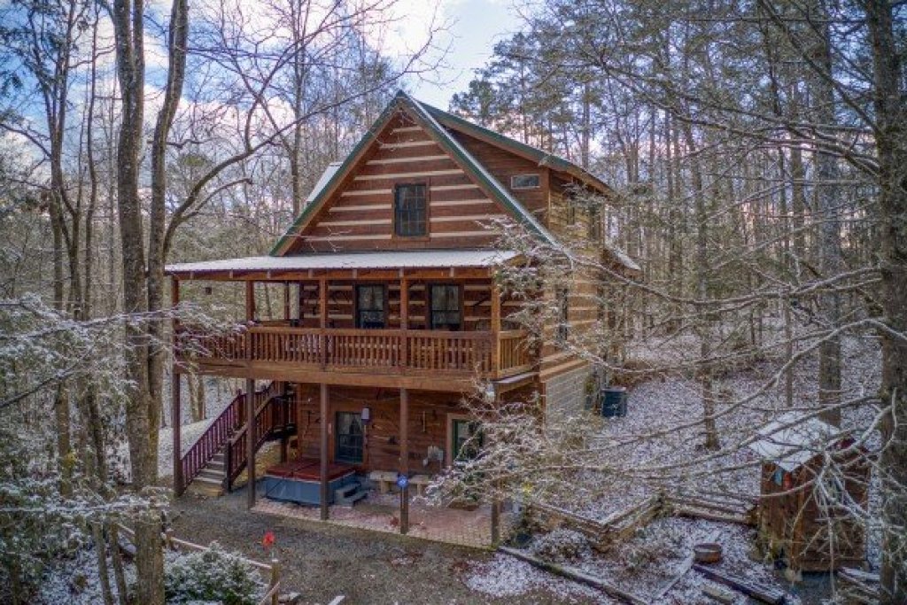 mountain lodge retreat sassafras