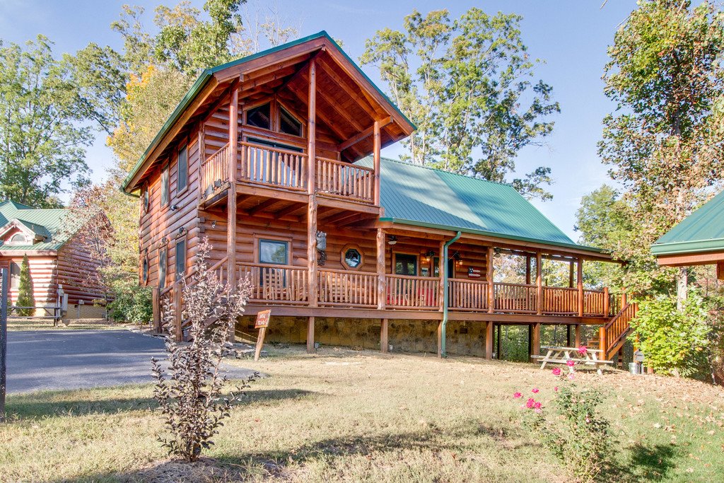 Bear Tracks in Pigeon w/ 2 BR (Sleeps8)