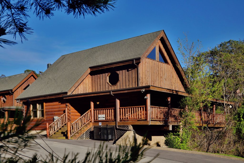 Amazing Grace Cabin In Sevierville W 2 Br Sleeps8
