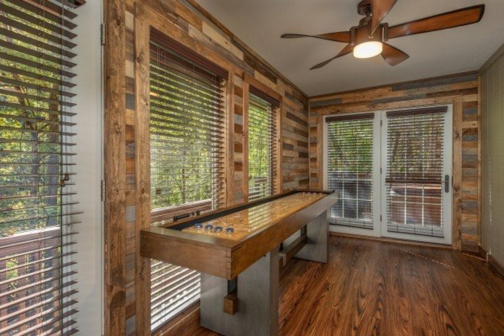 Rustic Retreat At Shagbark in Sevierville w/ 2 BR (Sleeps7)