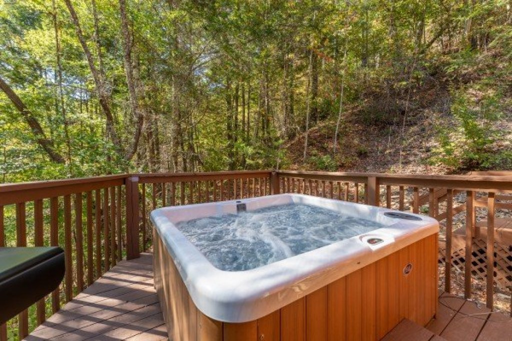 Rustic Retreat At Shagbark in Sevierville w/ 2 BR (Sleeps7)