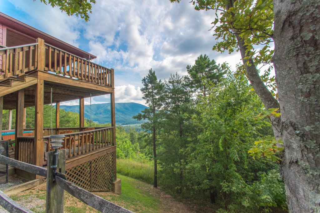 A View To Remember Cabin in Sevierville w/ 3 BR (Sleeps6)