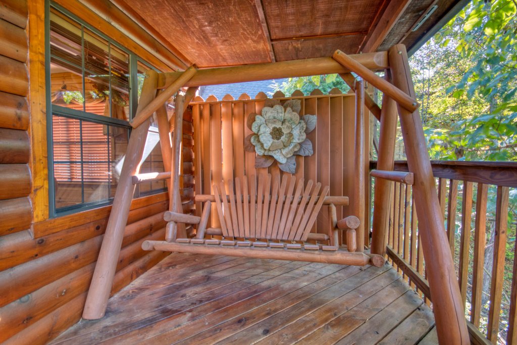 Smoky Mountain Getaway 435 Cabin In Sevierville W 4 Br Sleeps12