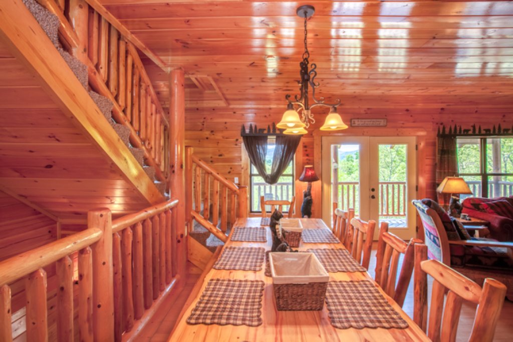 Destiny's Heaven Cabin in Gatlinburg w/ 5 BR (Sleeps14)