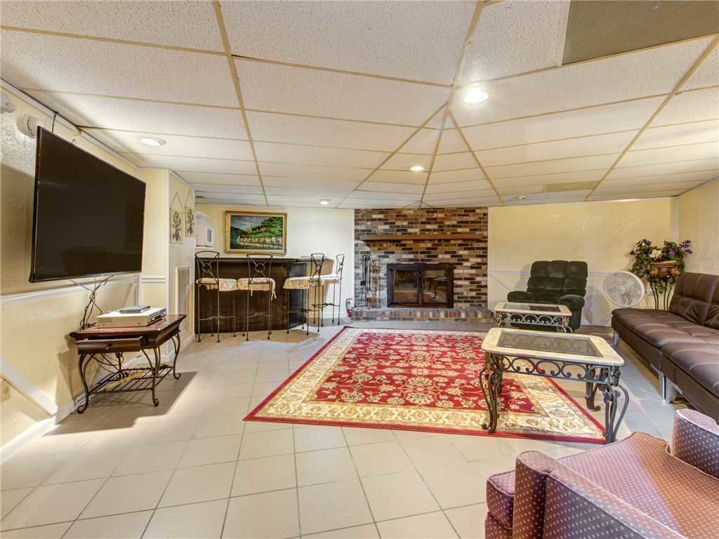 Castle On The Green in Gatlinburg w/ 9 BR (Sleeps28)