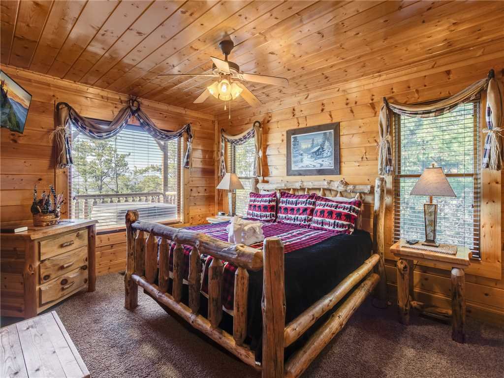 Misty Blue Cabin In Pigeon Forge W 1 Br Sleeps4