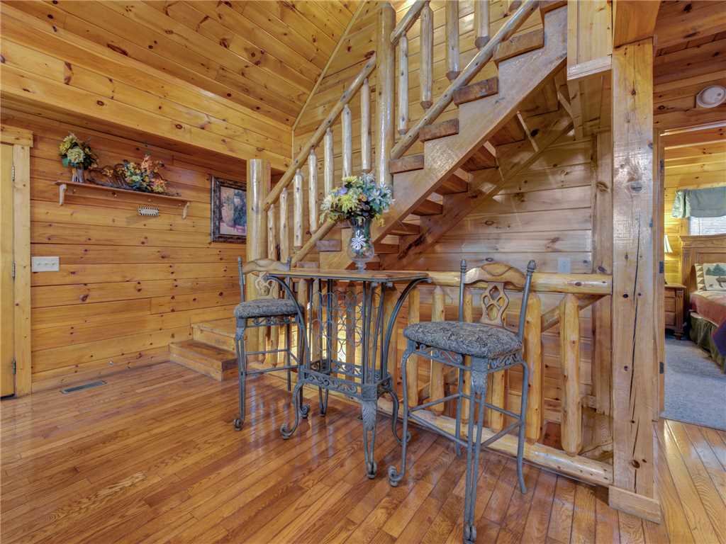 Mountain Flower Cabin In Pigeon Forge W 4 Br Sleeps11
