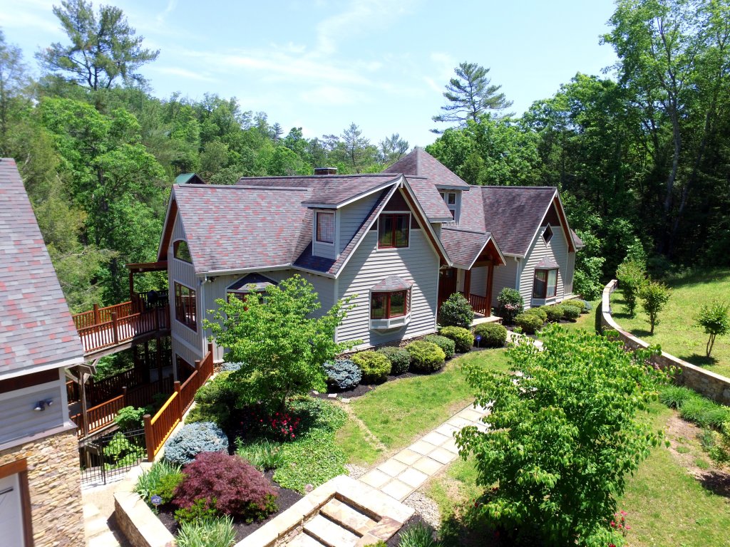 Birds Creek Mansion 650 Cabin in SEVIERVILLE w/ 6 BR (Sleeps22)