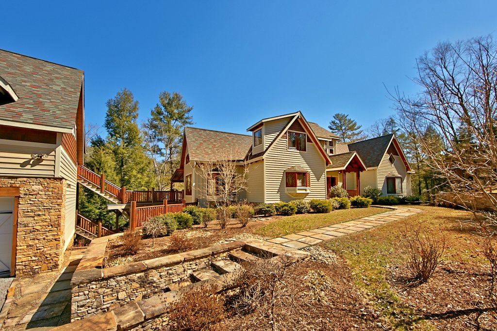 Birds Creek Mansion 650 Cabin in SEVIERVILLE w/ 6 BR (Sleeps22)