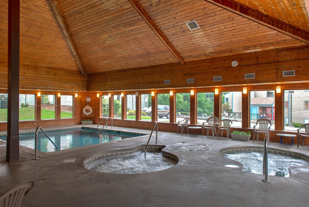 Summit View Condo in Gatlinburg w/ 2 BR (Sleeps4)