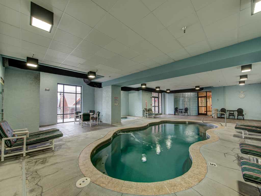 Condo in Pigeon w/ 2 BR (Sleeps4)