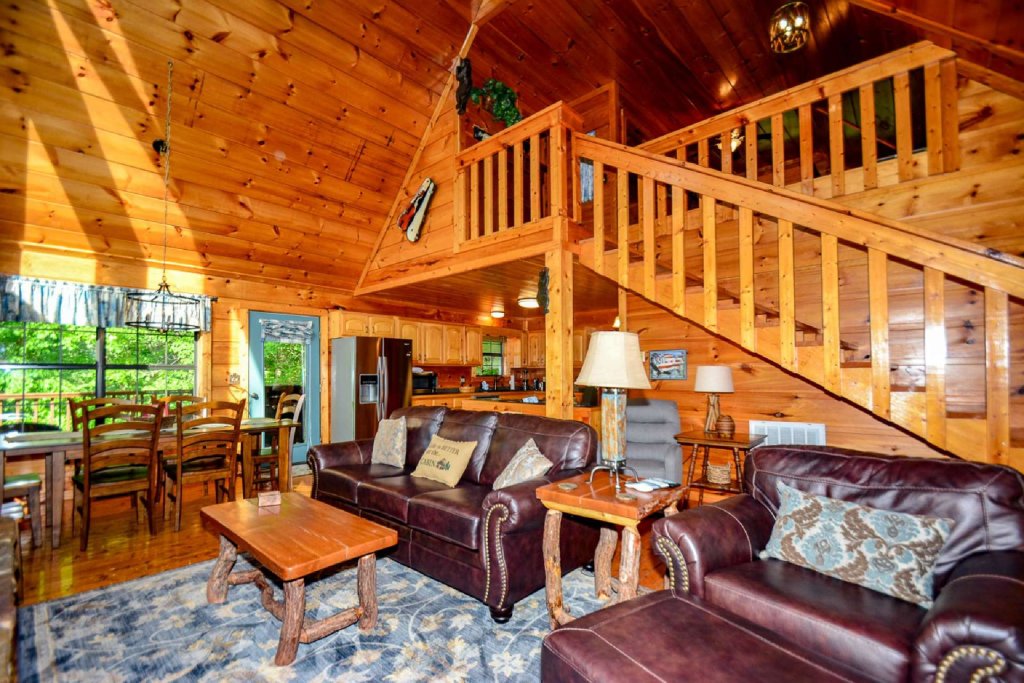 Dogwood Ridge in Sevierville w/ 2 BR (Sleeps6)