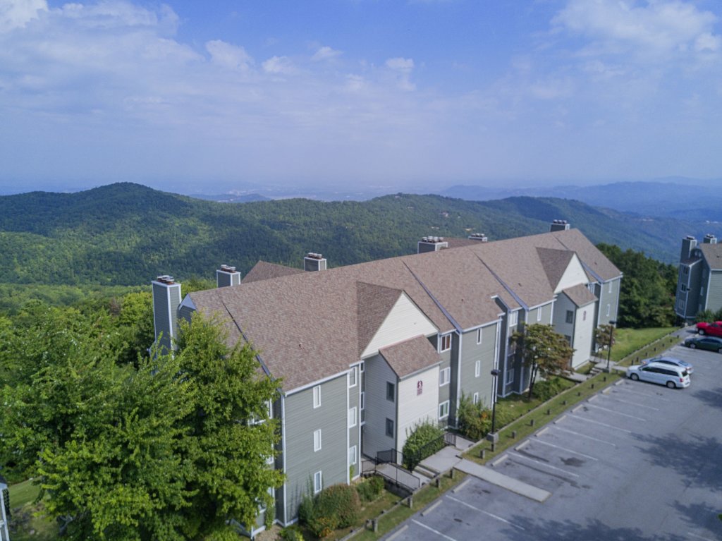 Great Mountain Views!!