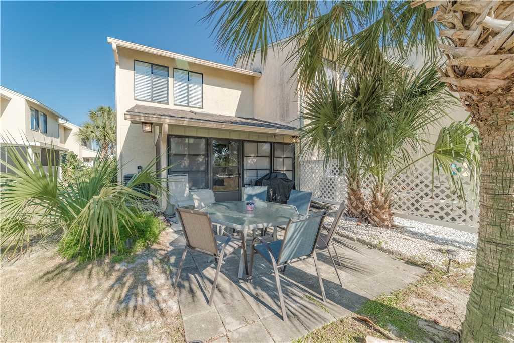 Gulf Highlands 123 in Panama City Beach w/ 2 BR (Sleeps4)