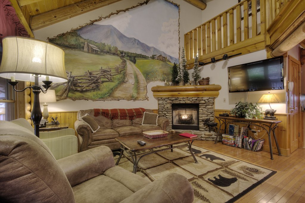 Lucky Logs 283 Cabin in PIGEON w/ 2 BR (Sleeps6)