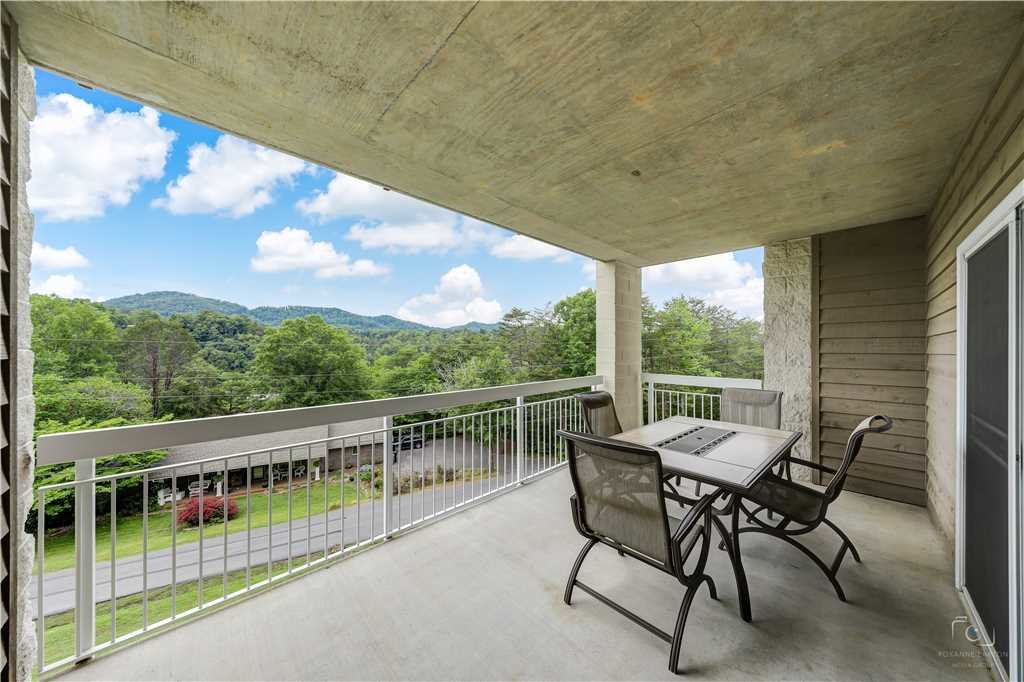 Condo Greenbrier Rentals at Elizabeth Wilkerson blog
